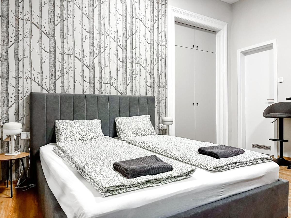 T32 Central Modern Suites ブダペスト エクステリア 写真