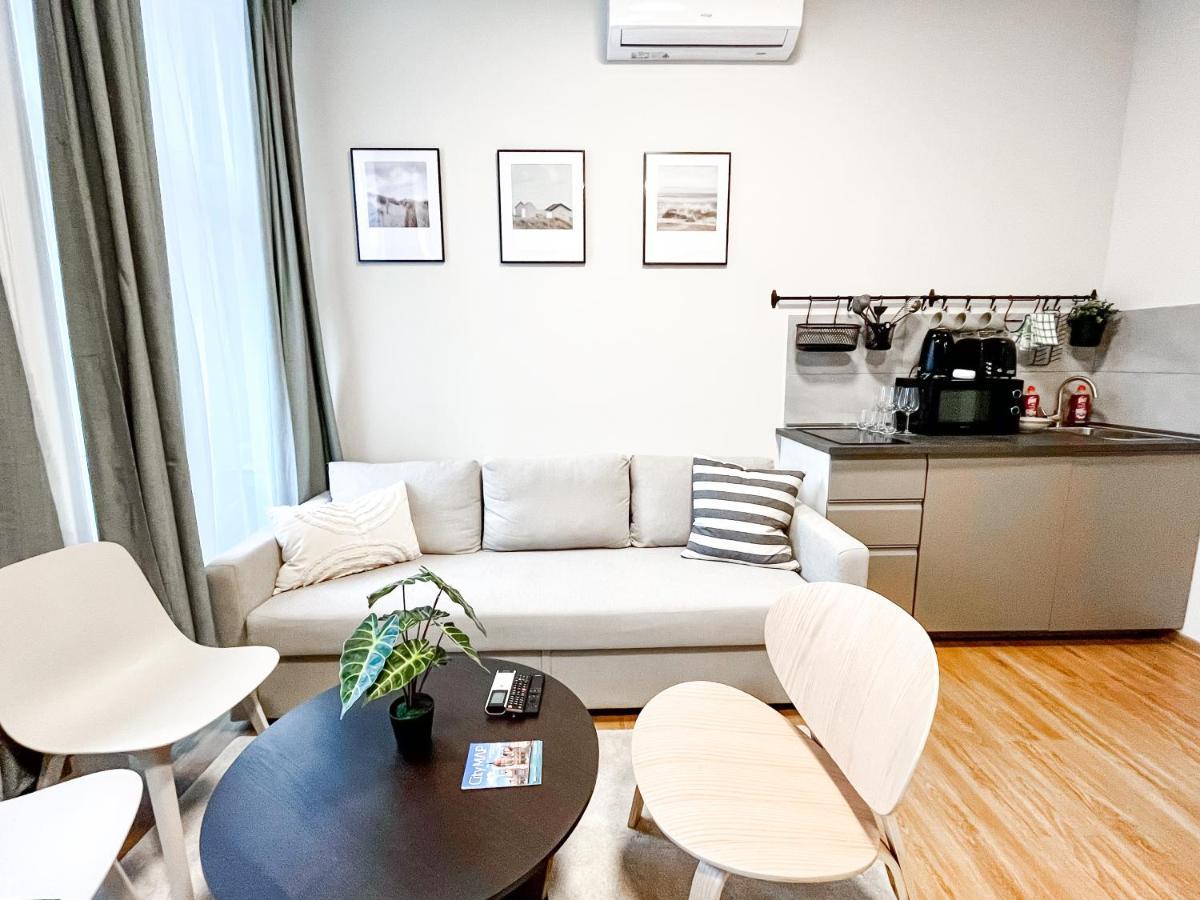 T32 Central Modern Suites ブダペスト エクステリア 写真