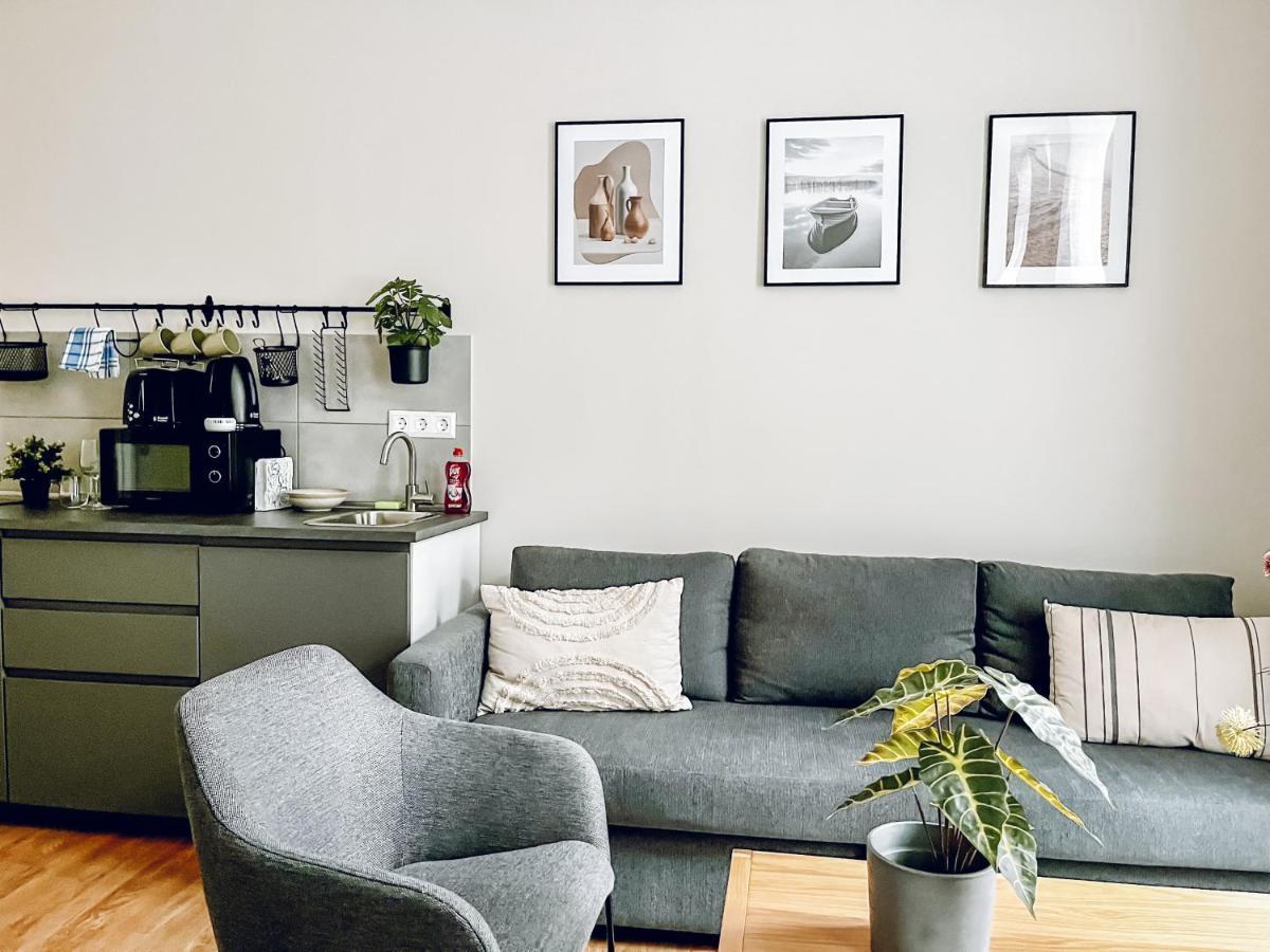 T32 Central Modern Suites ブダペスト エクステリア 写真