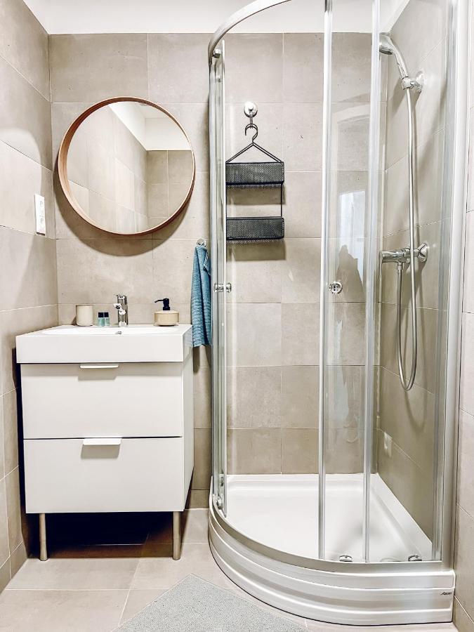 T32 Central Modern Suites ブダペスト エクステリア 写真