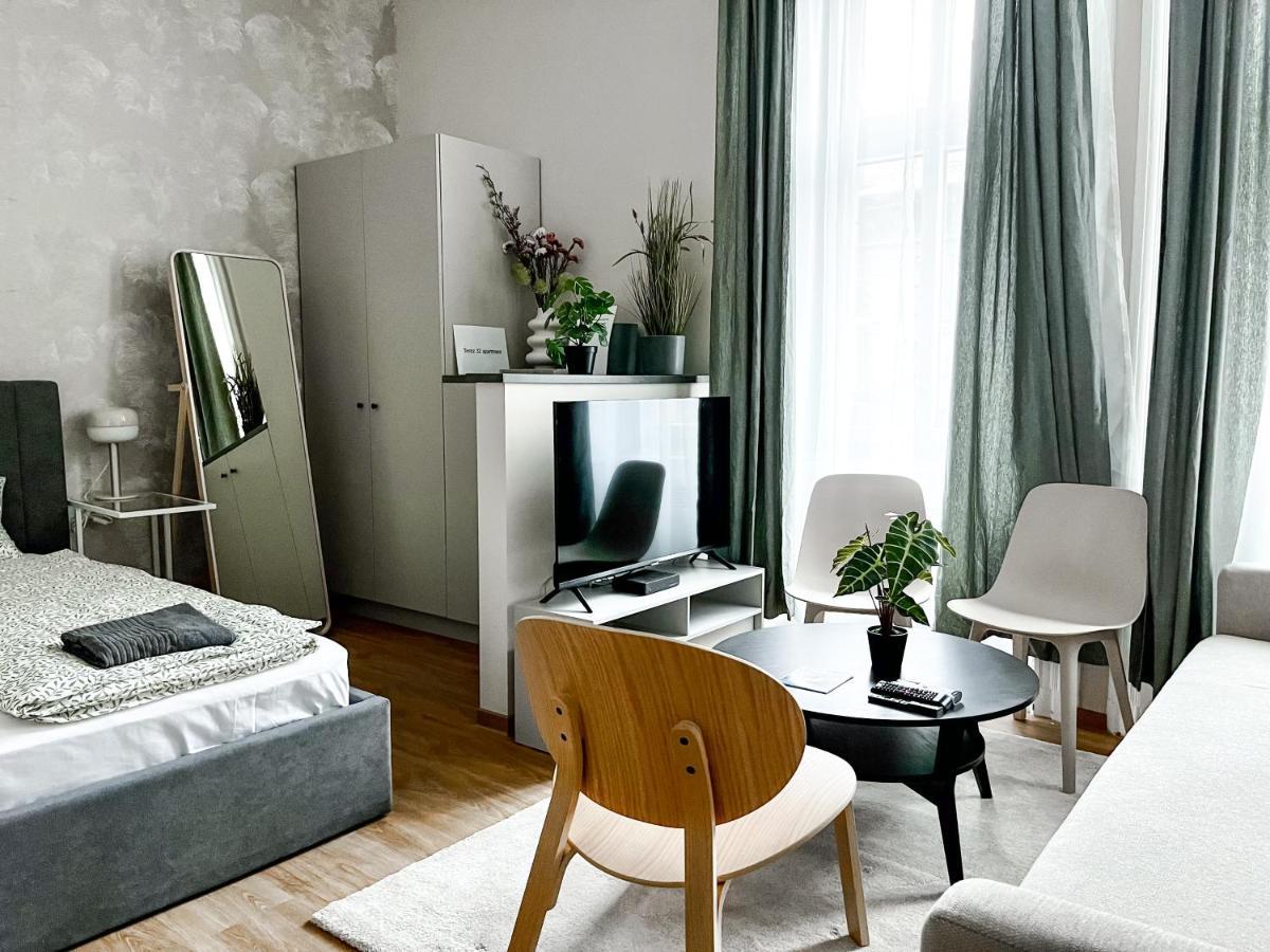 T32 Central Modern Suites ブダペスト エクステリア 写真