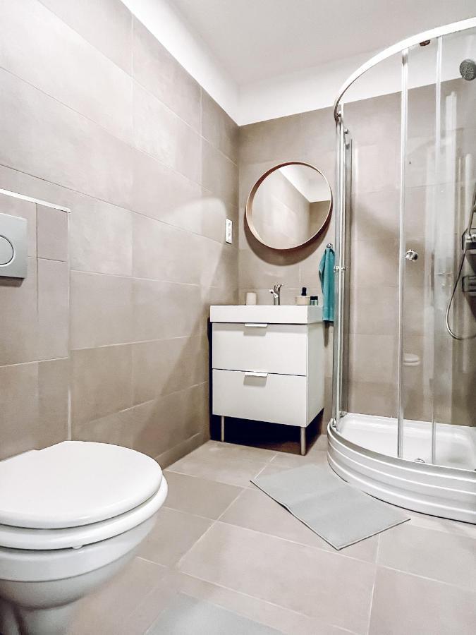 T32 Central Modern Suites ブダペスト エクステリア 写真
