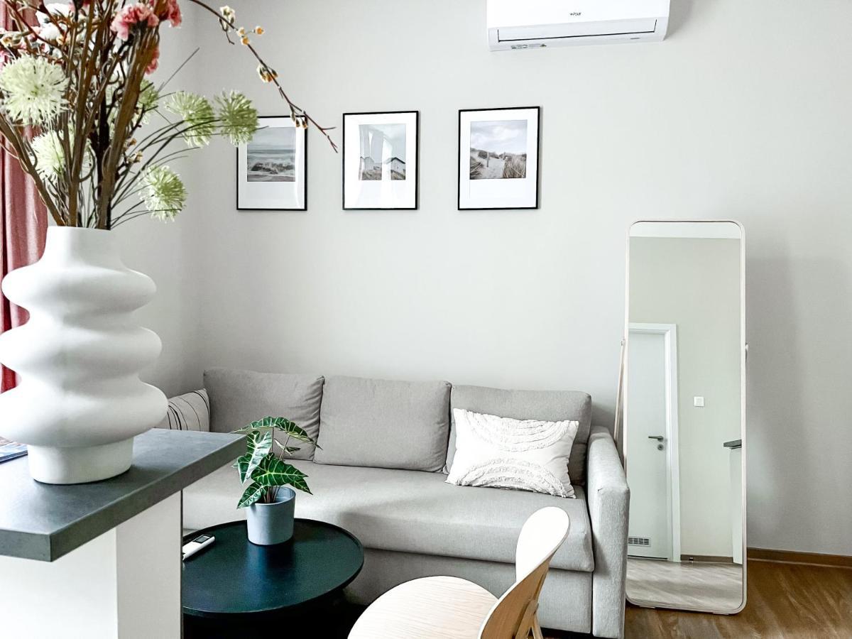 T32 Central Modern Suites ブダペスト エクステリア 写真
