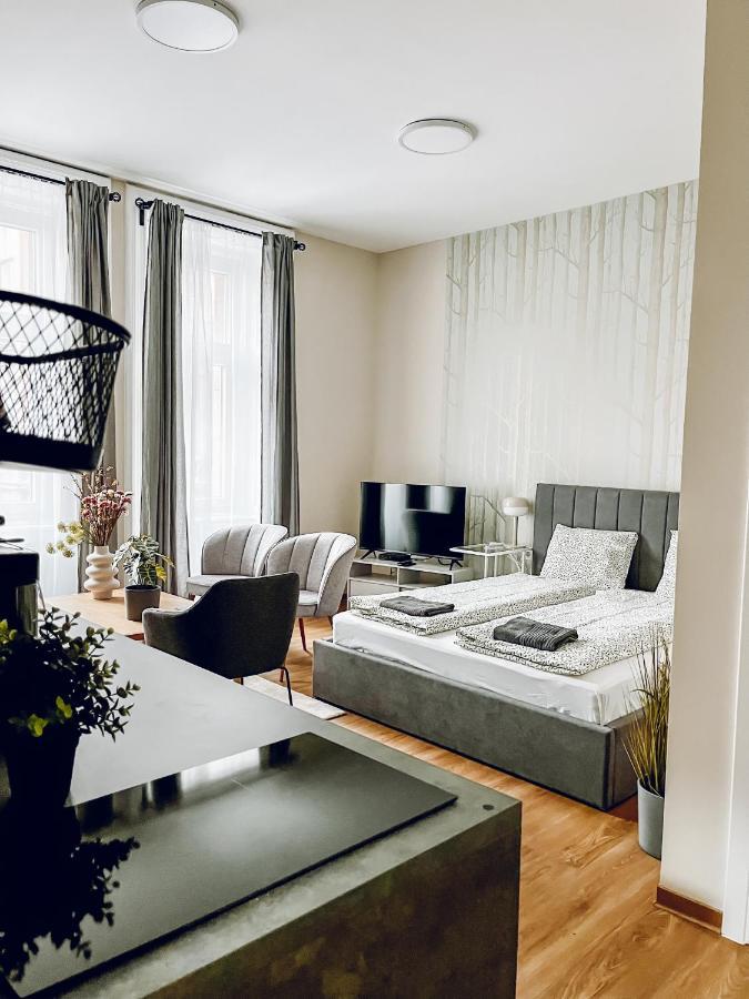 T32 Central Modern Suites ブダペスト エクステリア 写真