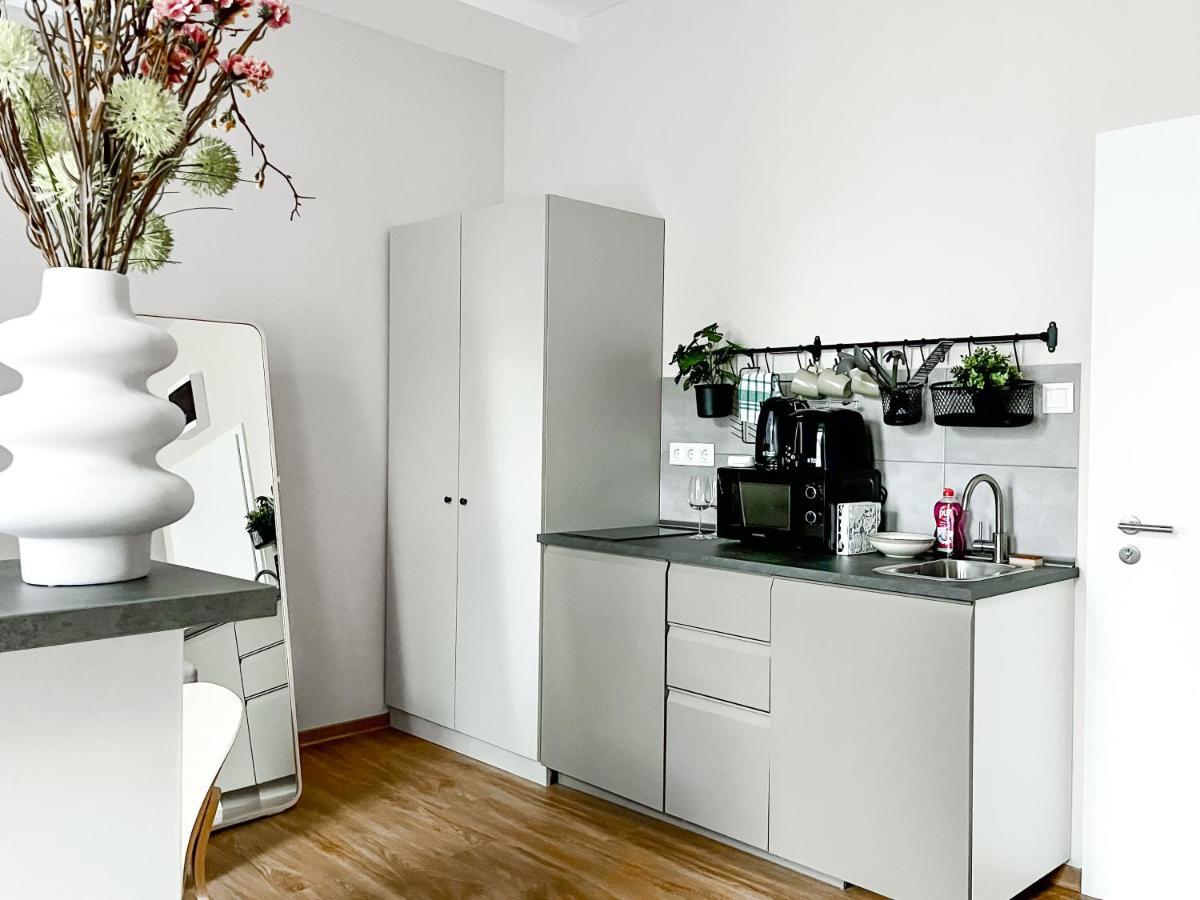 T32 Central Modern Suites ブダペスト エクステリア 写真