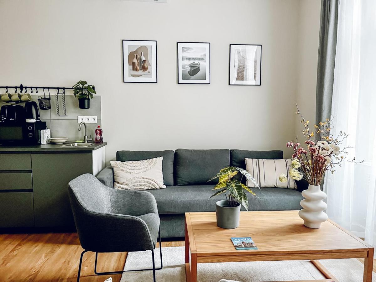 T32 Central Modern Suites ブダペスト エクステリア 写真